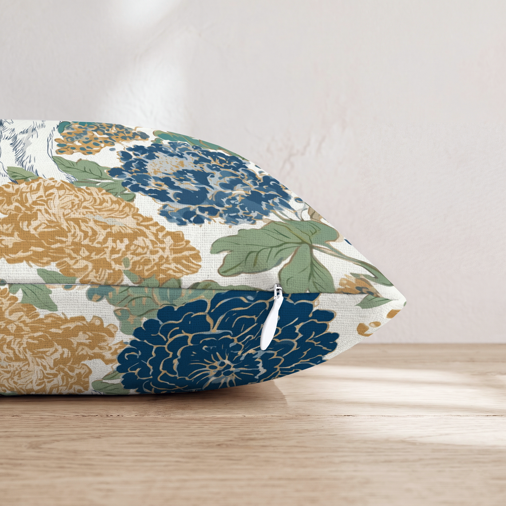 HH369696 HH369696_pillow_edge_zipper.png
