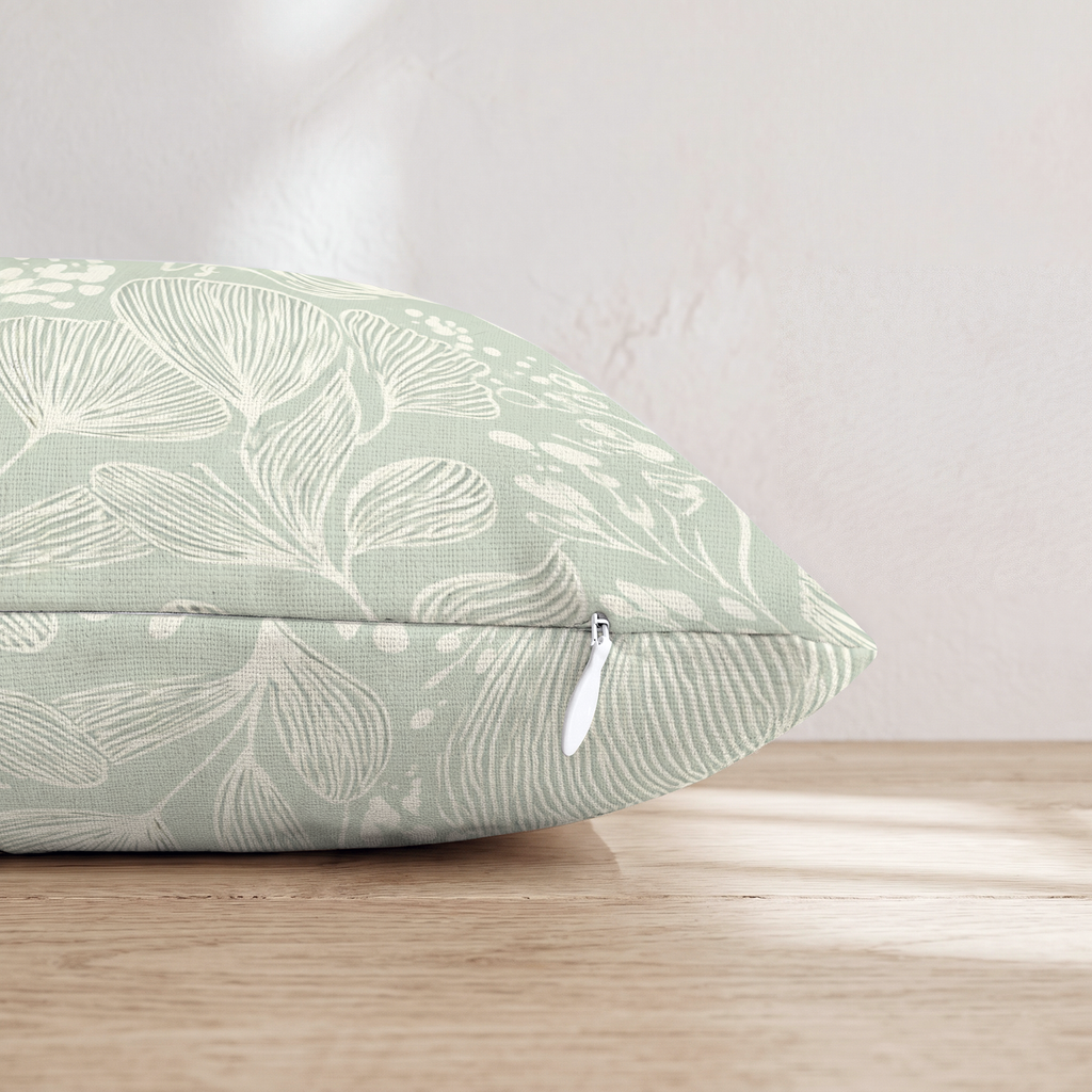 HH370632 HH370632_pillow_edge_zipper.png