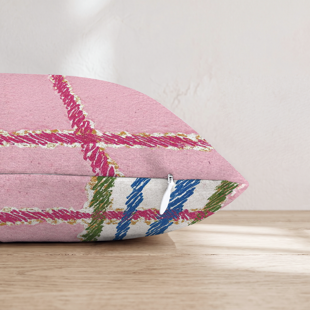 HH373774 HH373774_pillow_edge_zipper.png