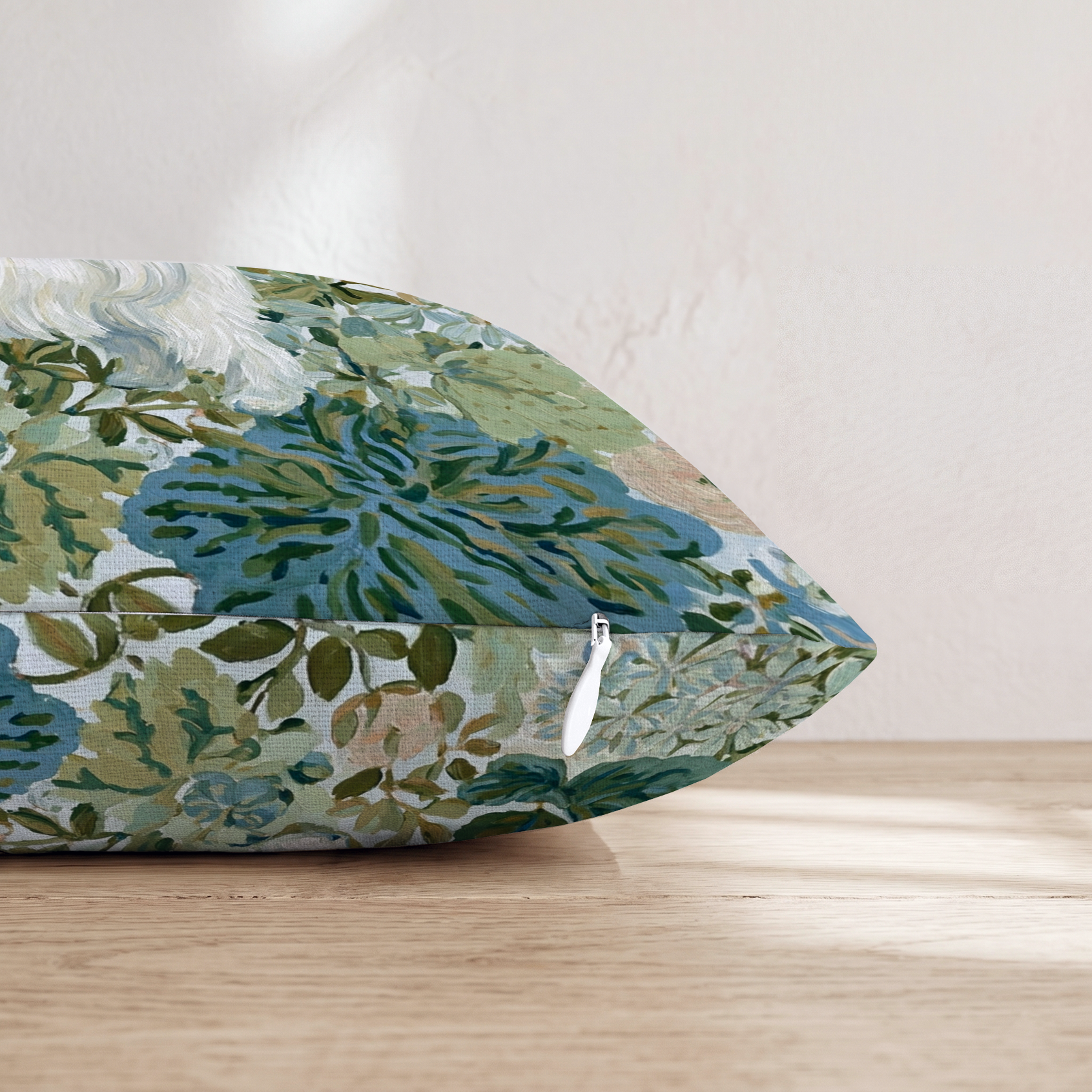 HH379066 HH379066_pillow_edge_zipper.png