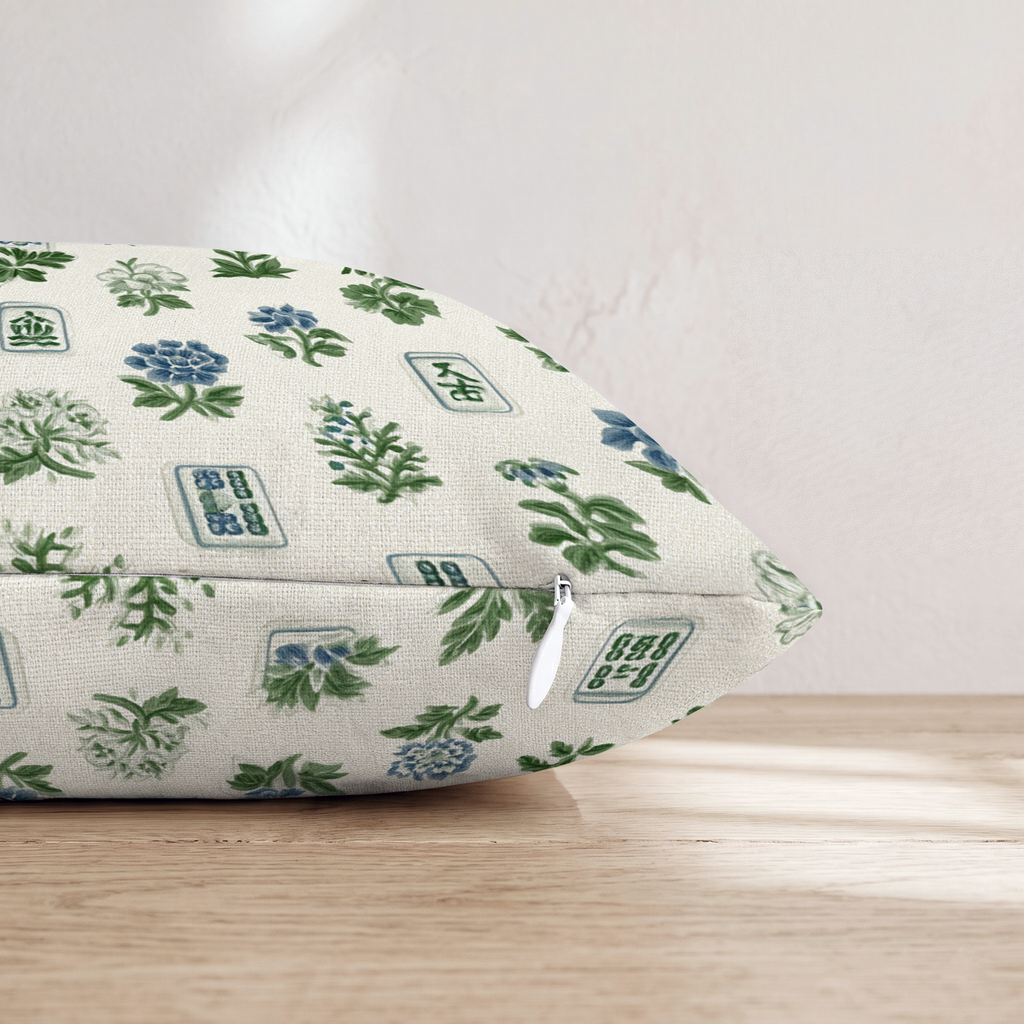 HH384582 HH384582_pillow_edge_zipper.png