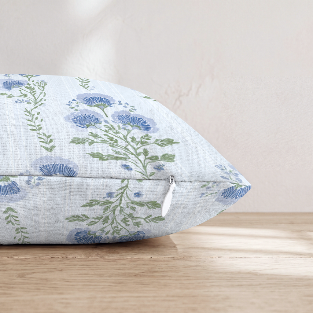 HH387083 HH387083_pillow_edge_zipper.png
