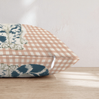 HH390786 HH390786_pillow_edge_zipper.png