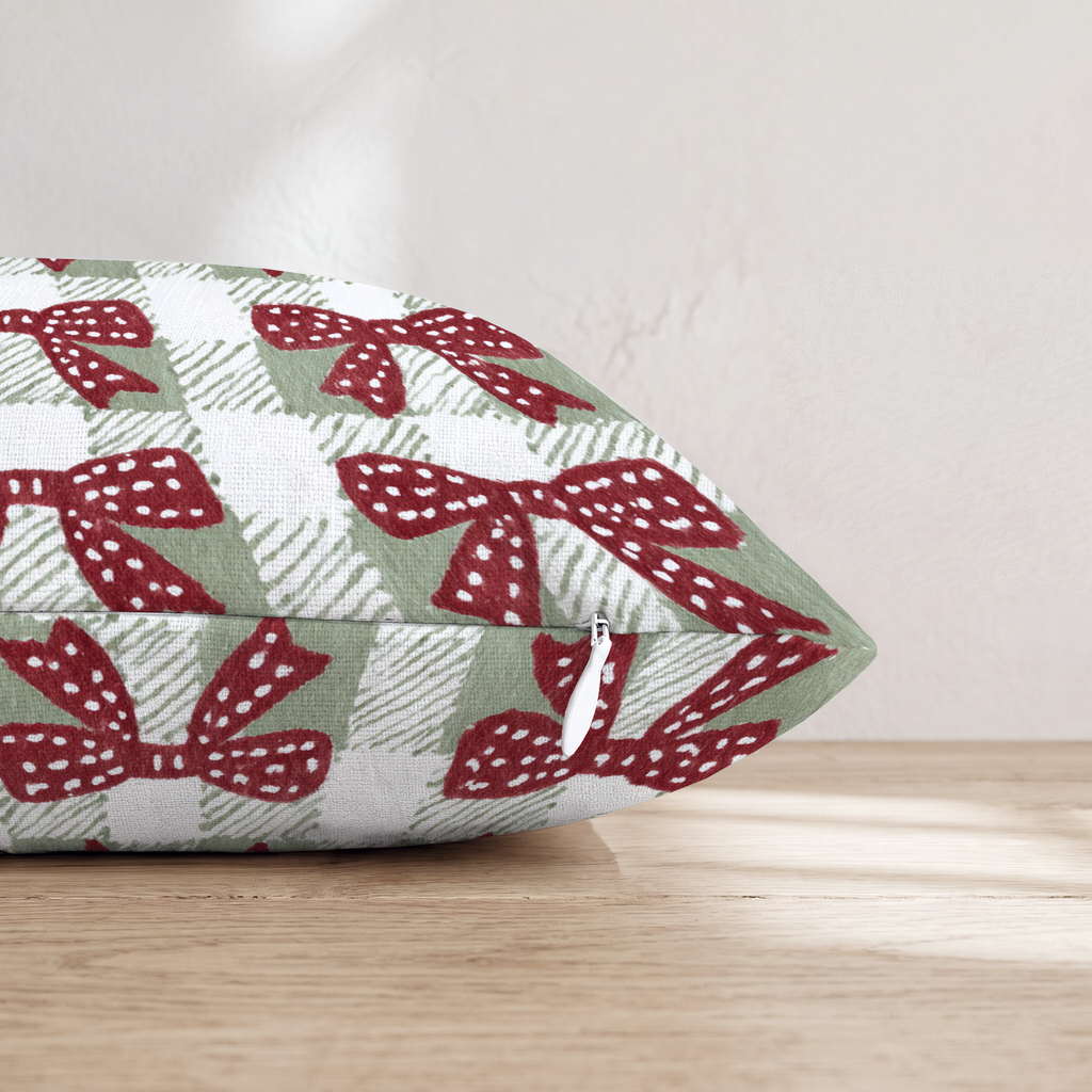 HH392680 HH392680_pillow_edge_zipper.png