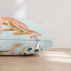 HH399551 HH399551_pillow_edge_zipper.png