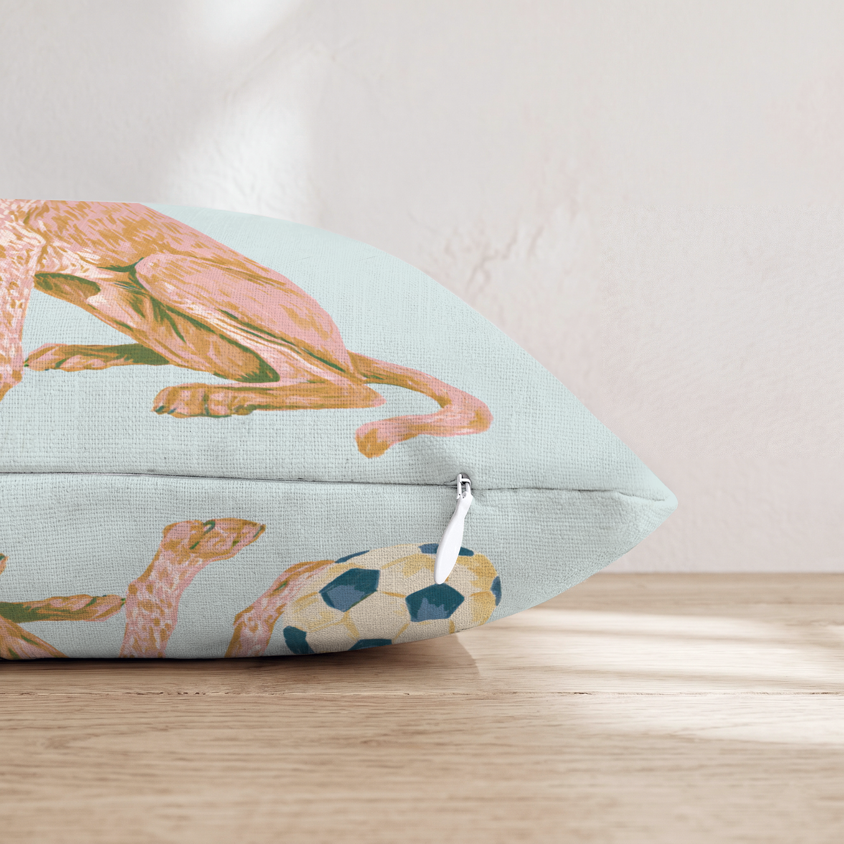 HH399551 HH399551_pillow_edge_zipper.png