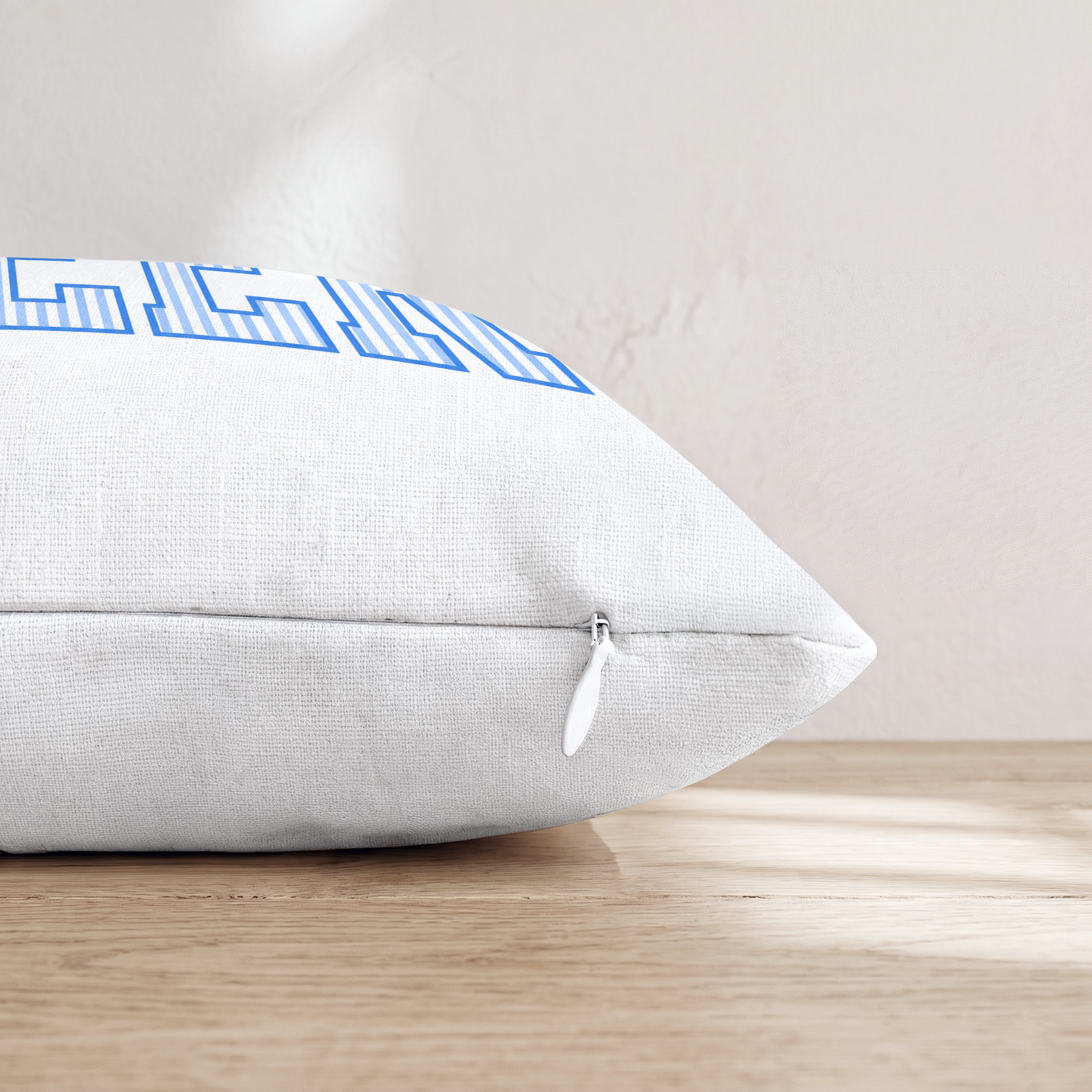HH407315 HH407315_pillow_edge_zipper.png