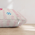 HH411660 HH411660_pillow_edge_zipper.png