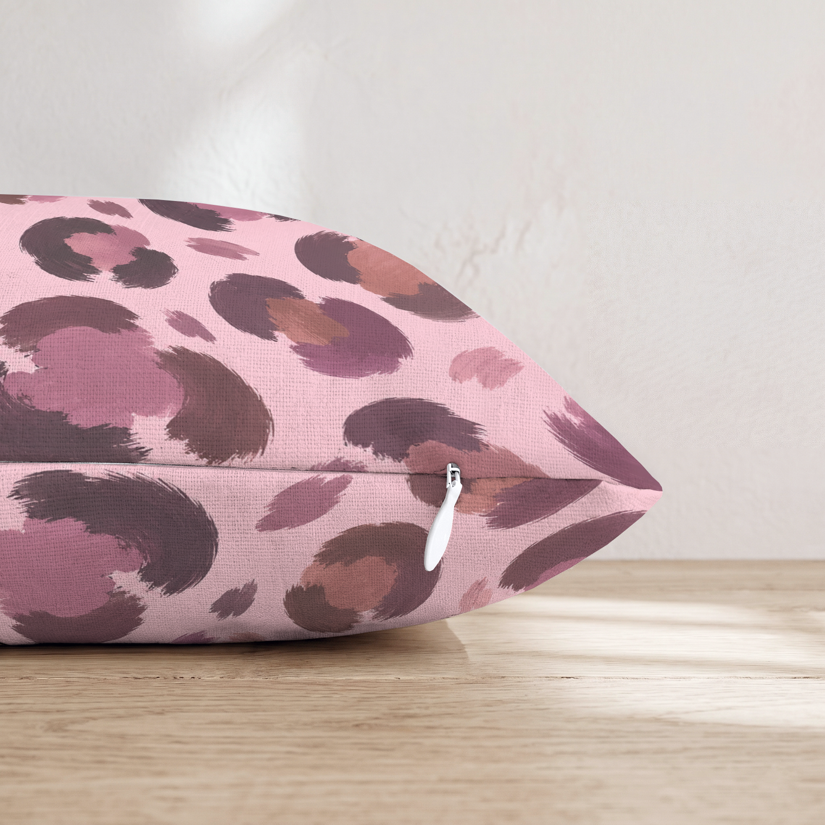HH412219 HH412219_pillow_edge_zipper.png