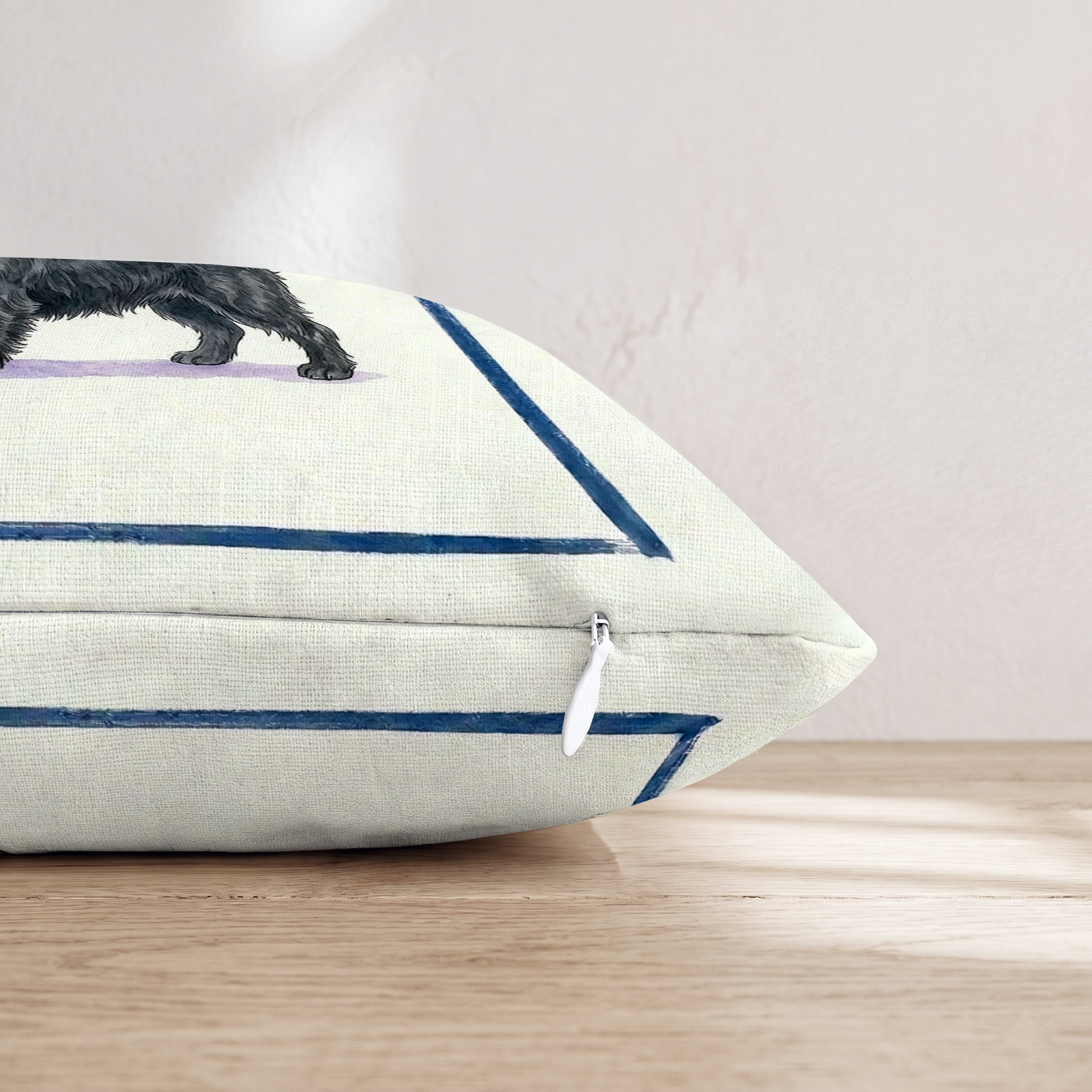 HH417463 HH417463_pillow_edge_zipper.png