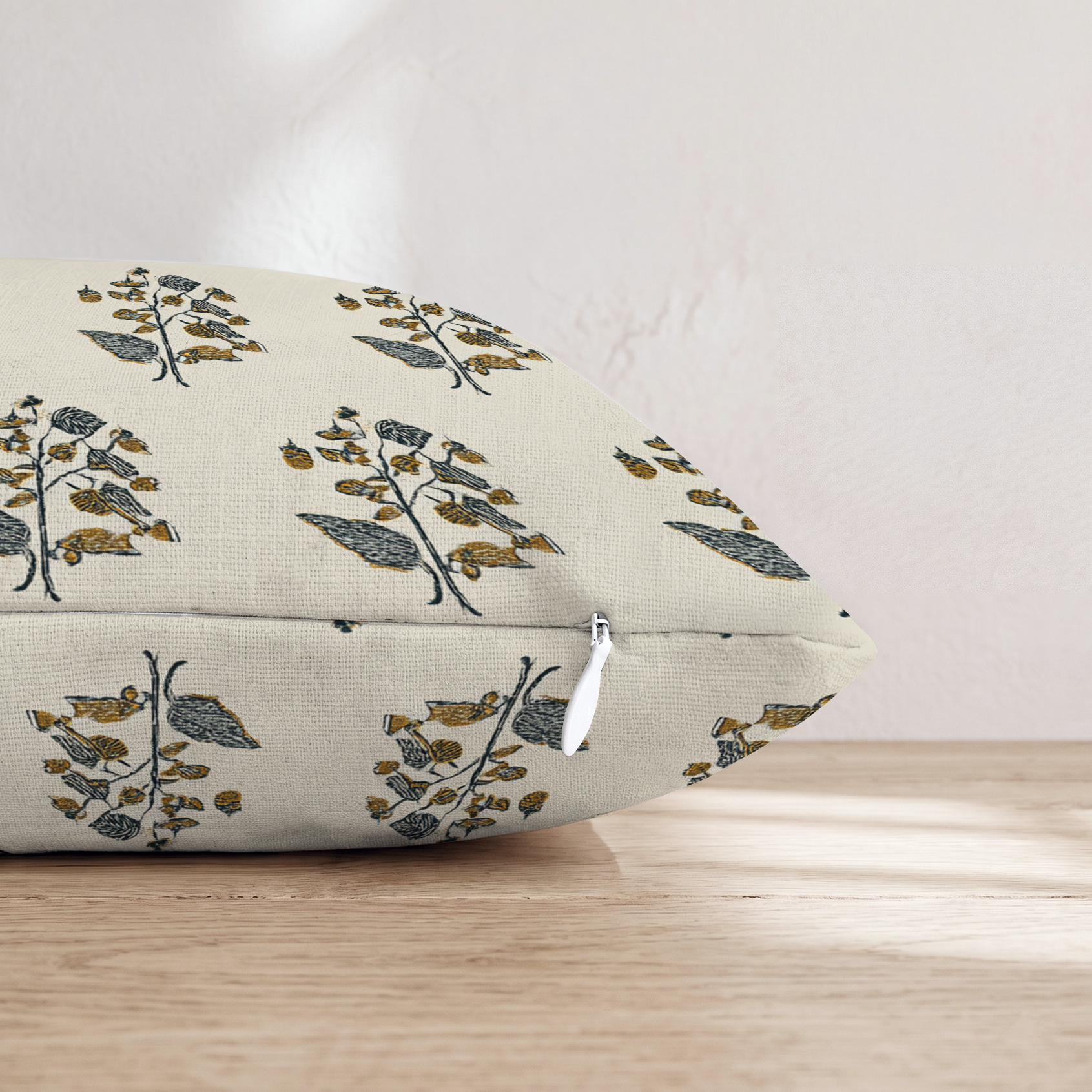 HH417943 HH417943_pillow_edge_zipper.png