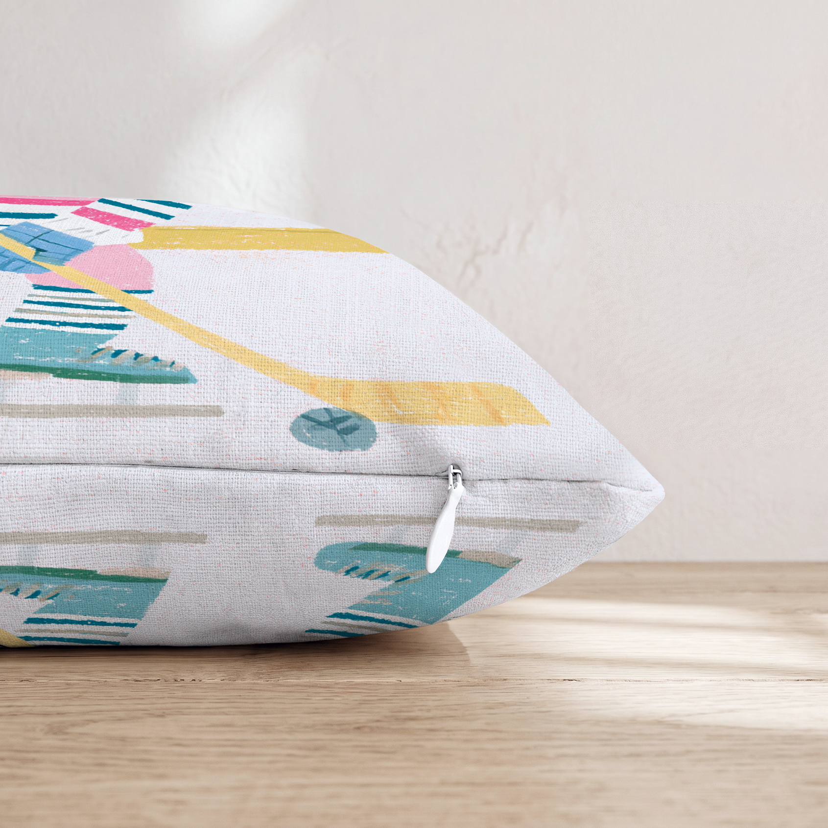 HH425545 HH425545_pillow_edge_zipper.png