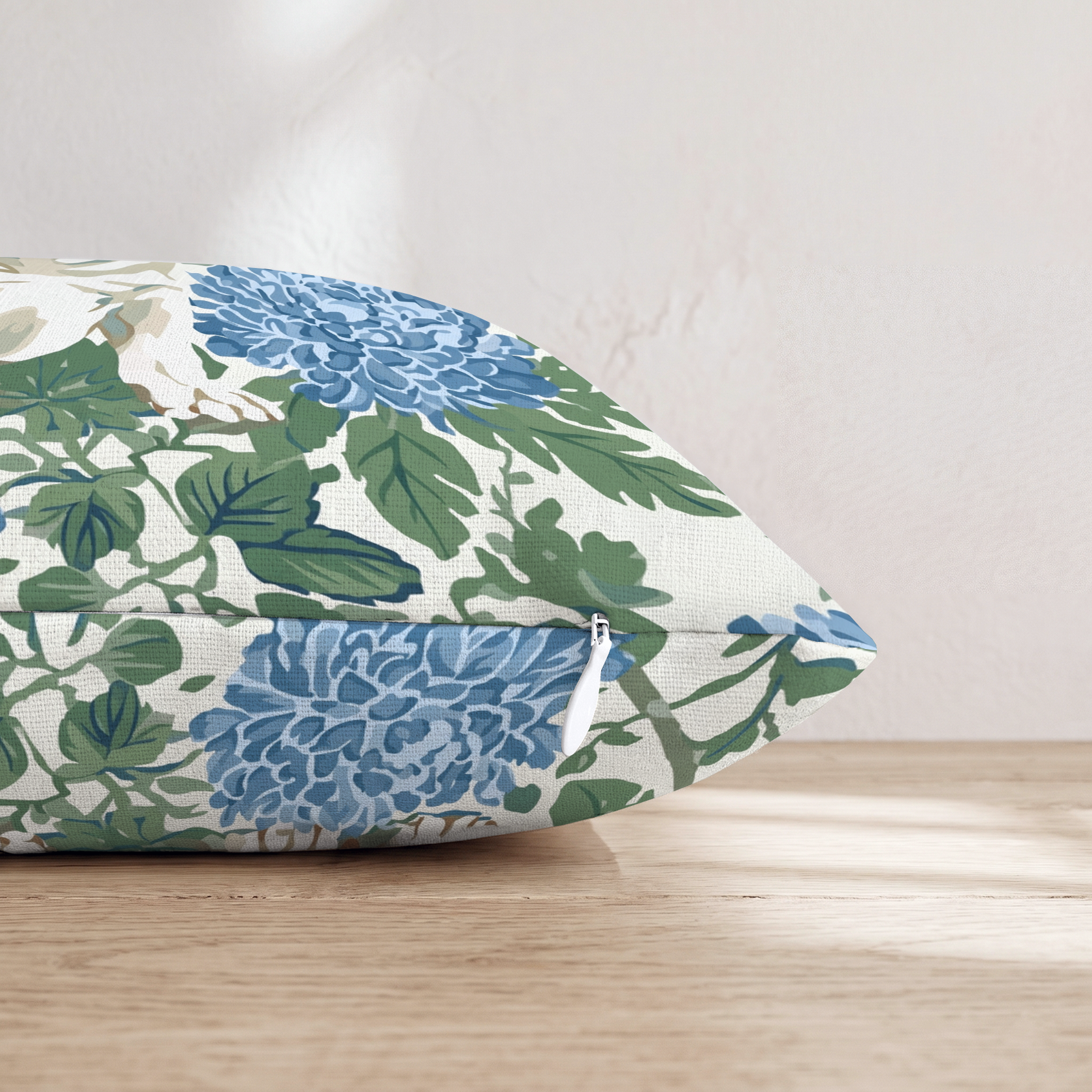 HH429685 HH429685_pillow_edge_zipper.png