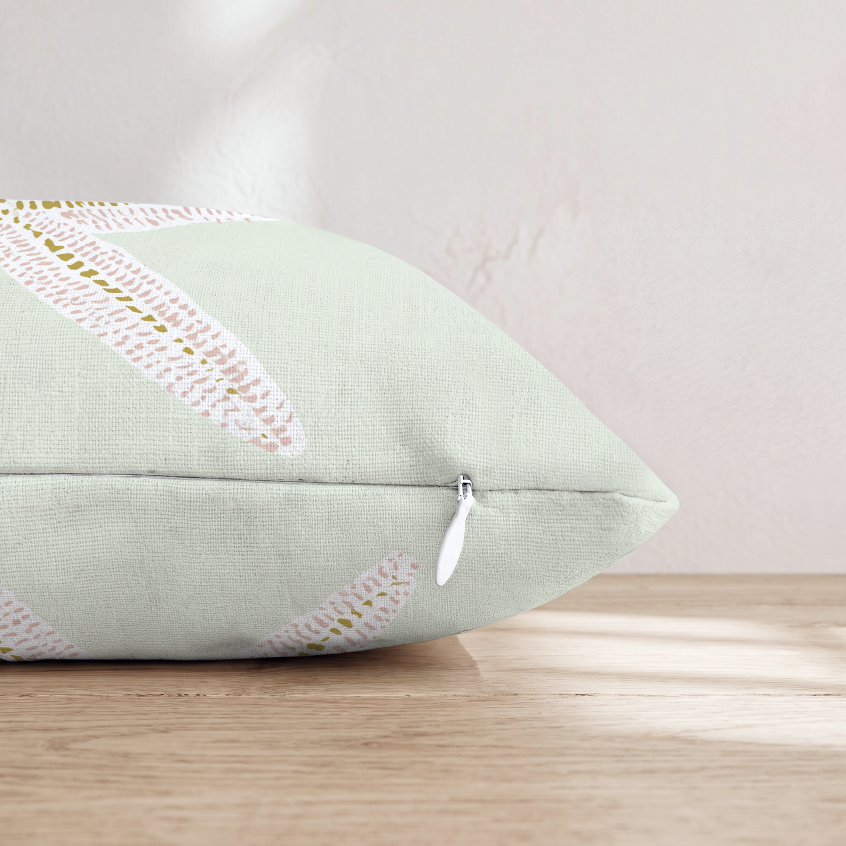 HH430972 HH430972_pillow_edge_zipper.png