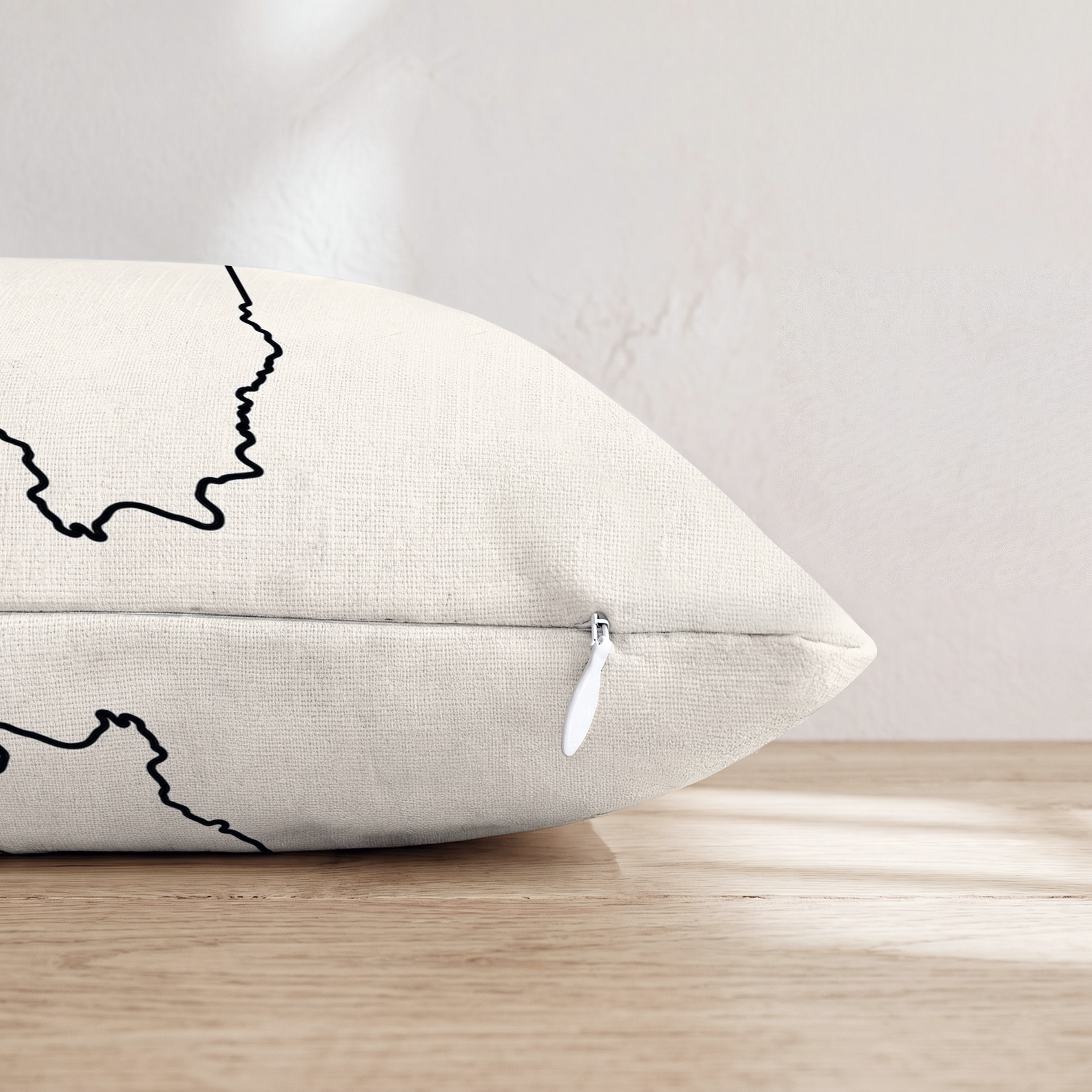 HH437029 HH437029_pillow_edge_zipper.png
