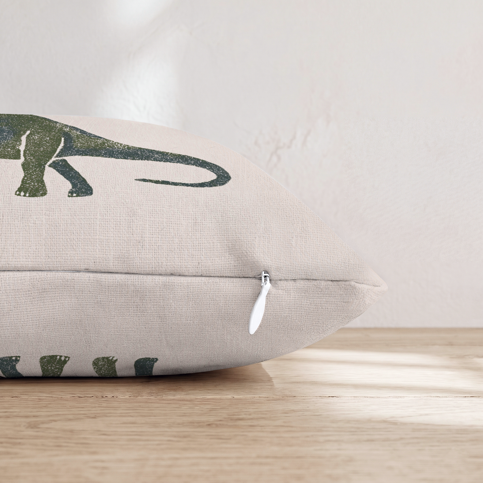 HH440845 HH440845_pillow_edge_zipper.png
