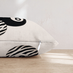 HH446044 HH446044_pillow_edge_zipper.png