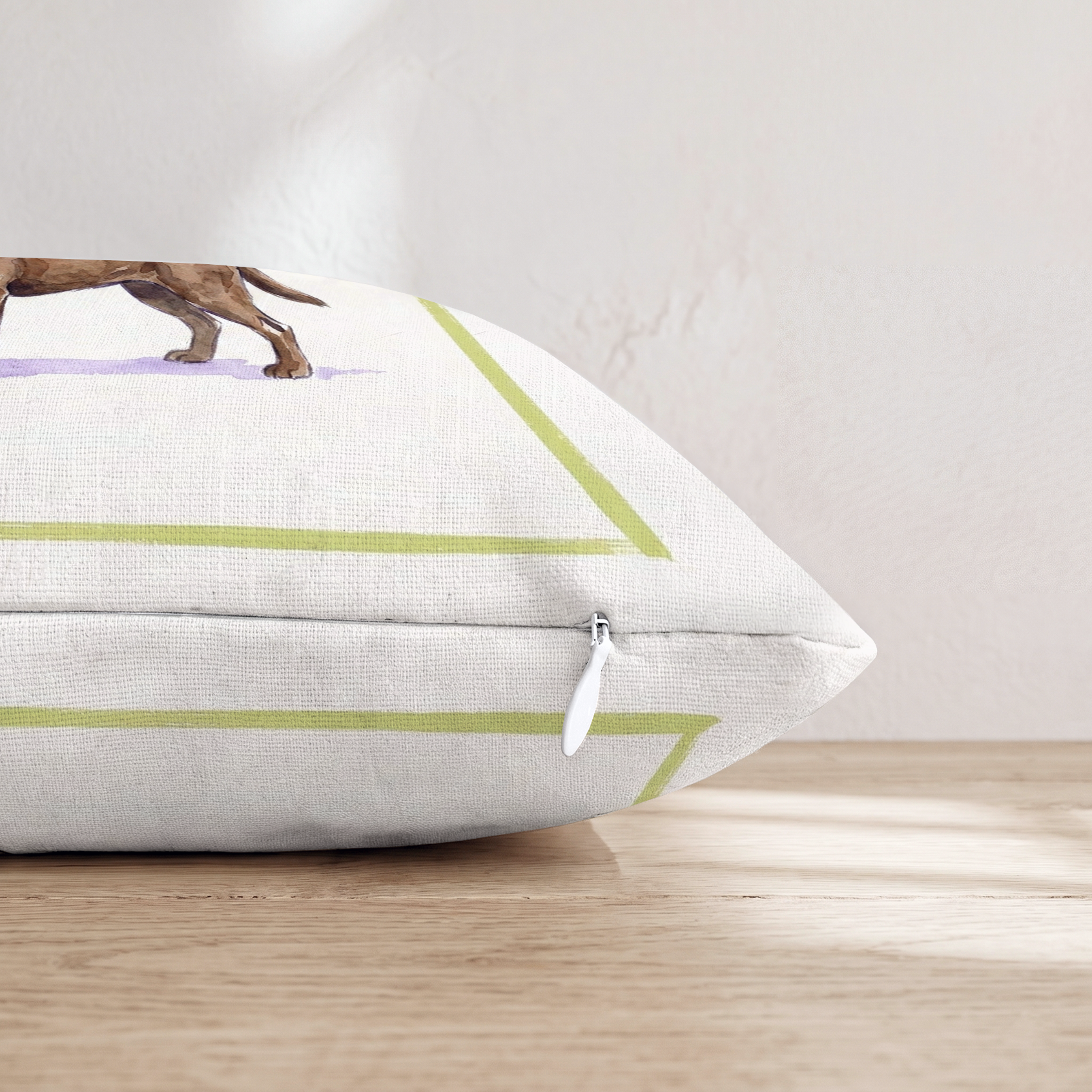 HH446657 HH446657_pillow_edge_zipper.png