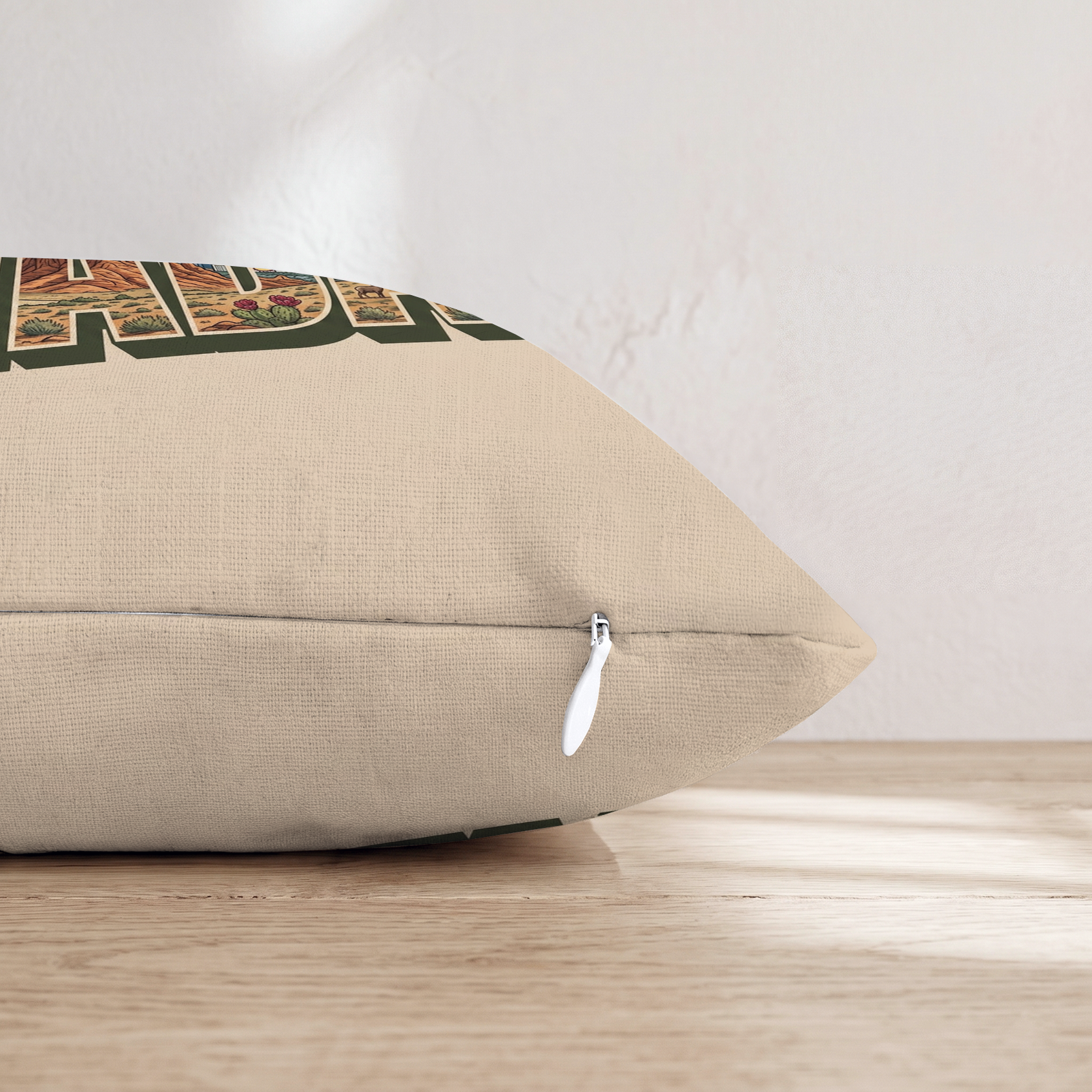 HH448991 HH448991_pillow_edge_zipper.png