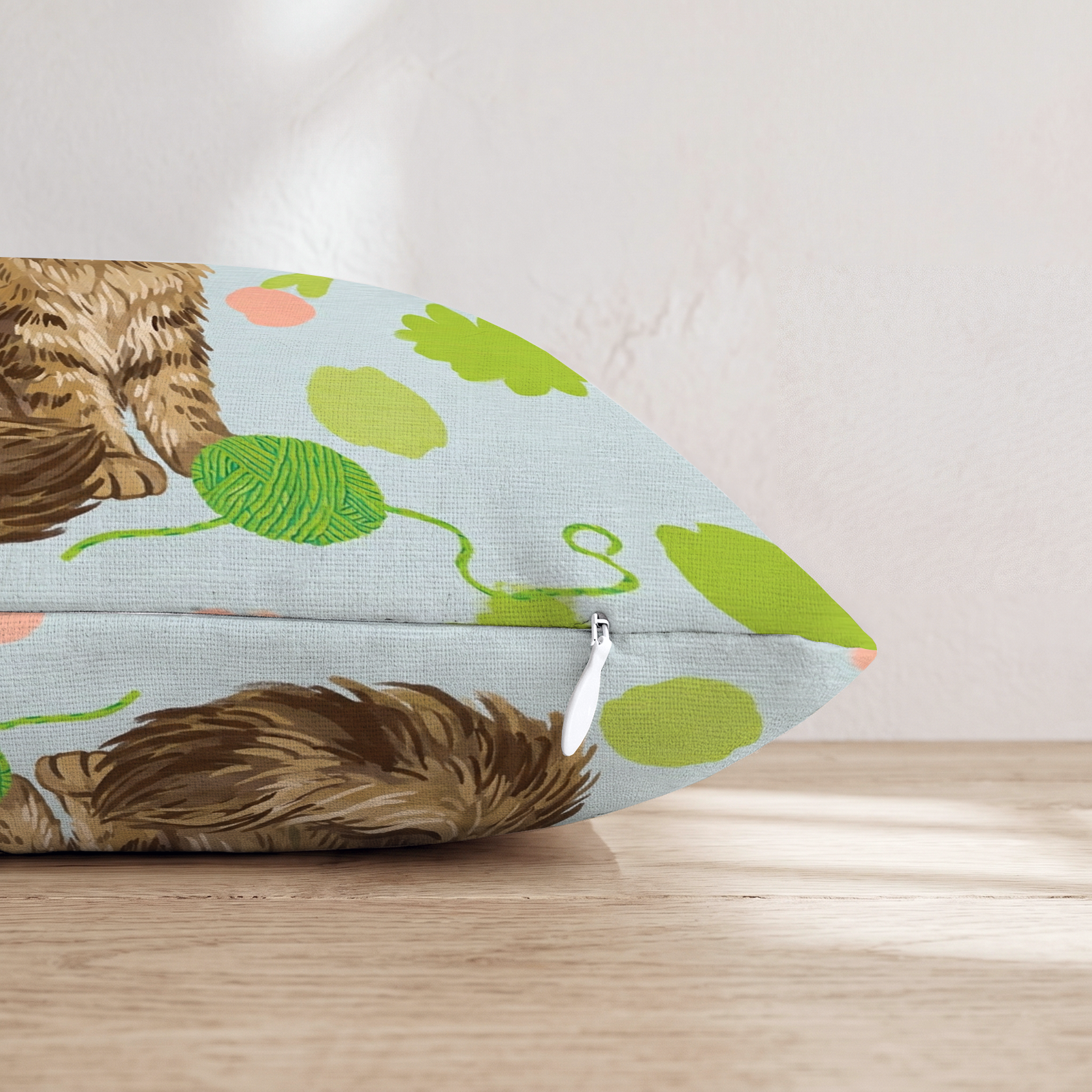 HH452947 HH452947_pillow_edge_zipper.png