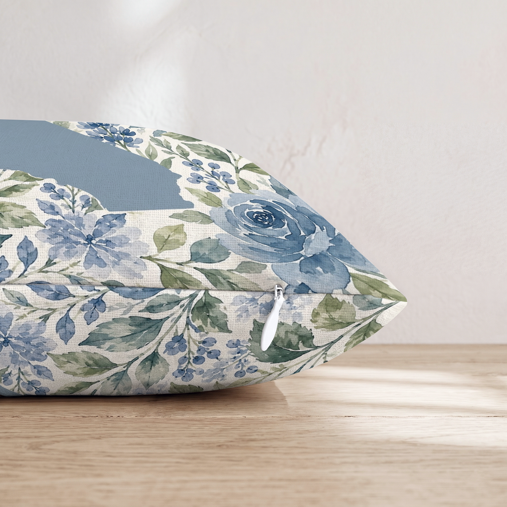 HH458735 HH458735_pillow_edge_zipper.png