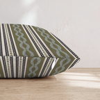 HH460642 HH460642_pillow_edge_zipper.png