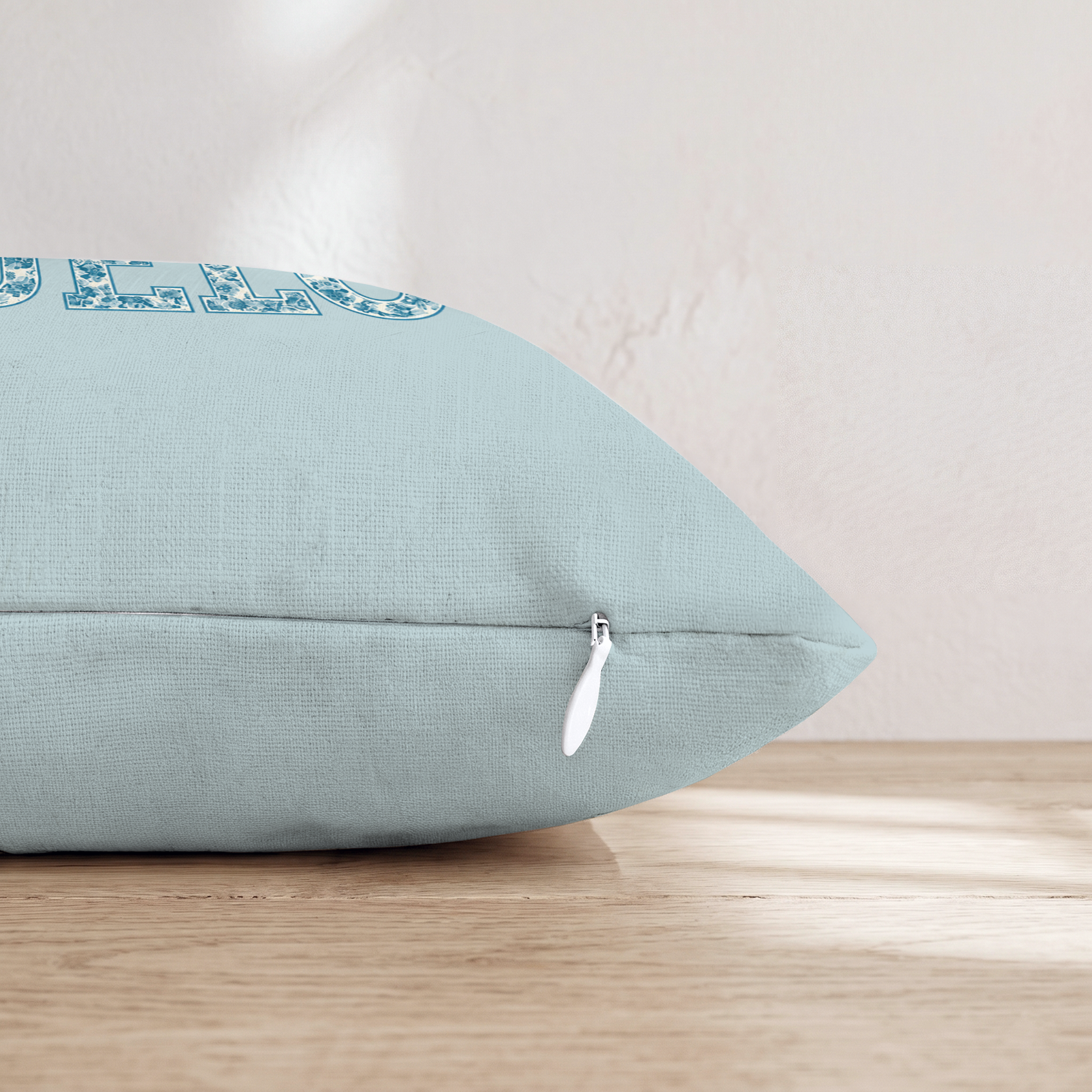 HH468549 HH468549_pillow_edge_zipper.png