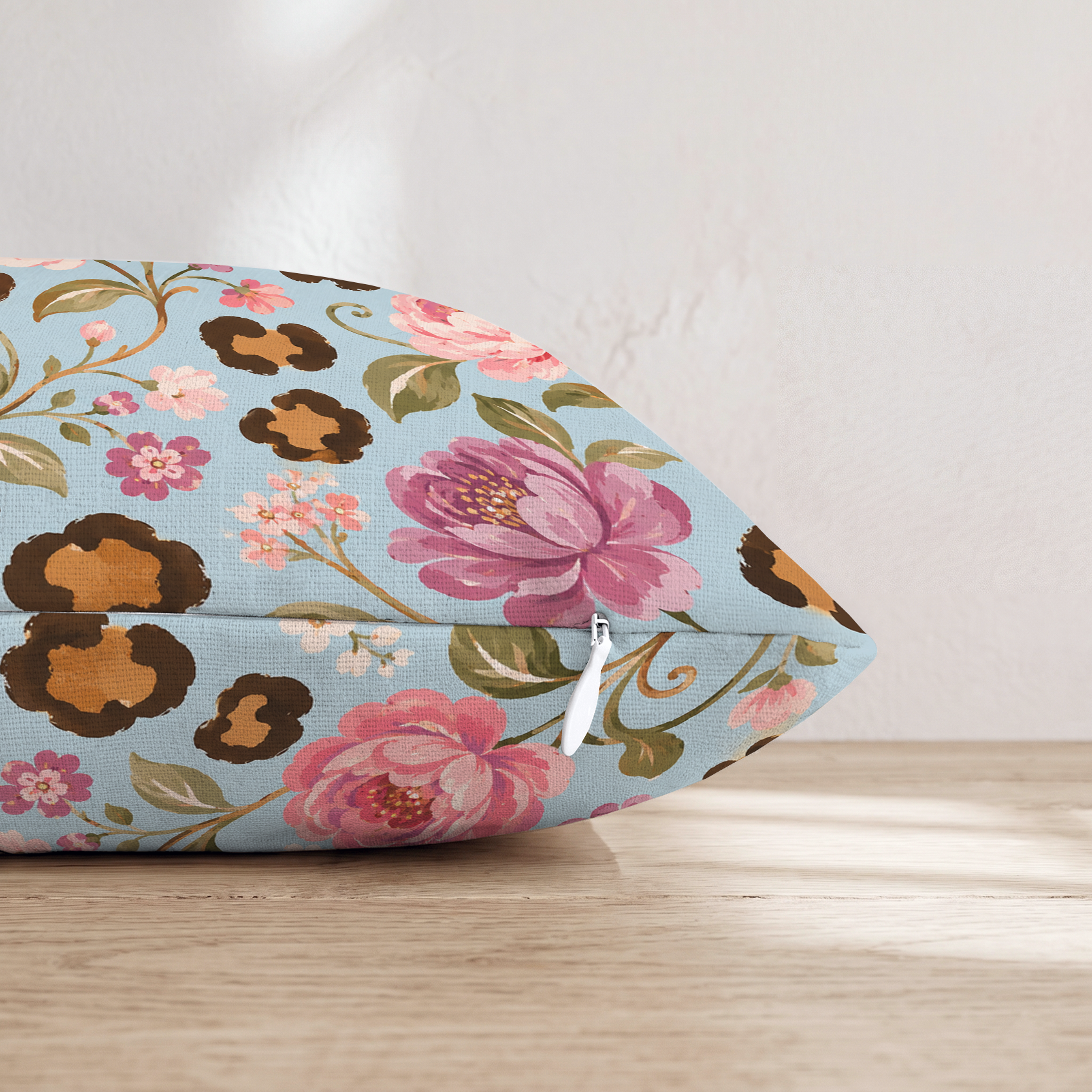 HH481552 HH481552_pillow_edge_zipper.png