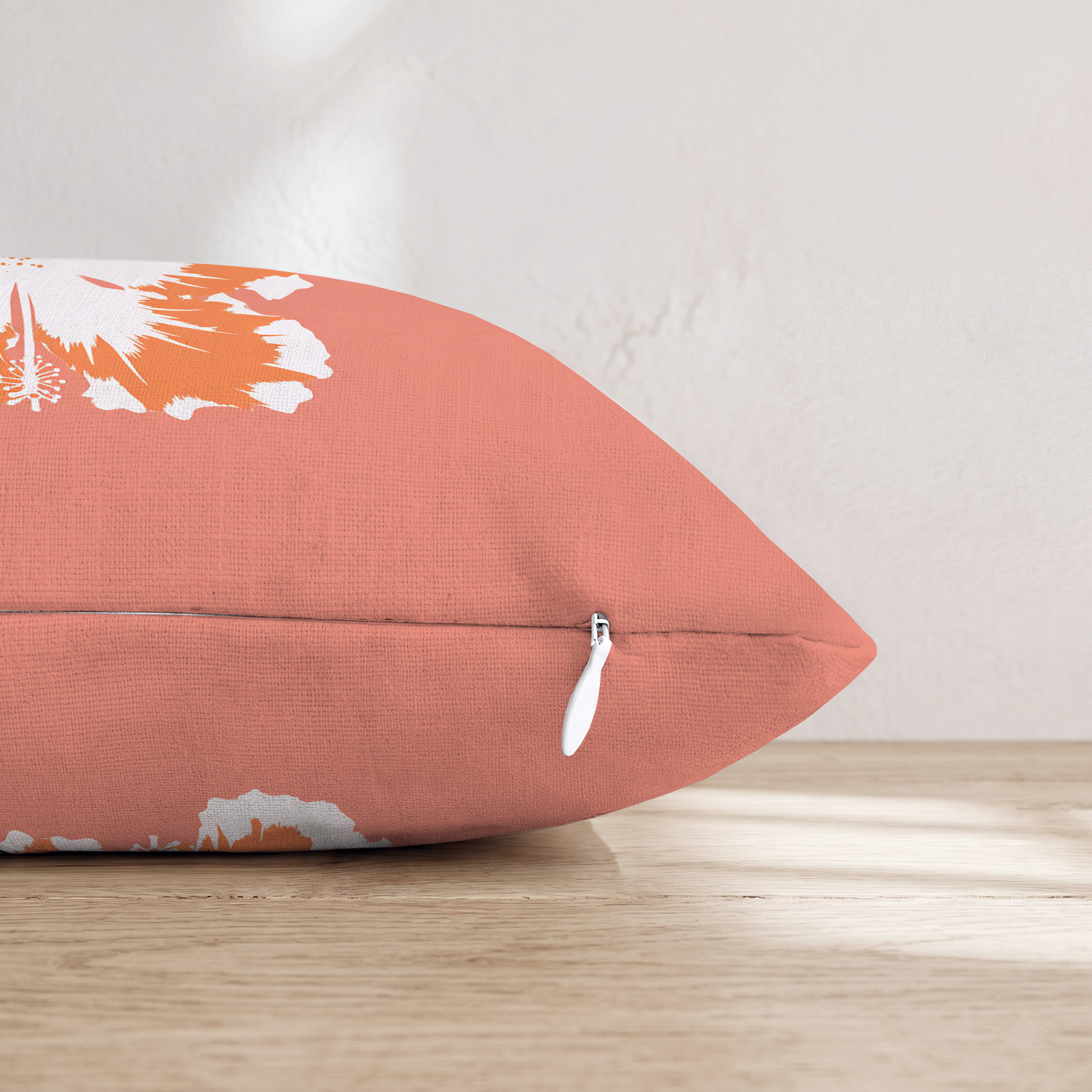 HH489975 HH489975_pillow_edge_zipper.png