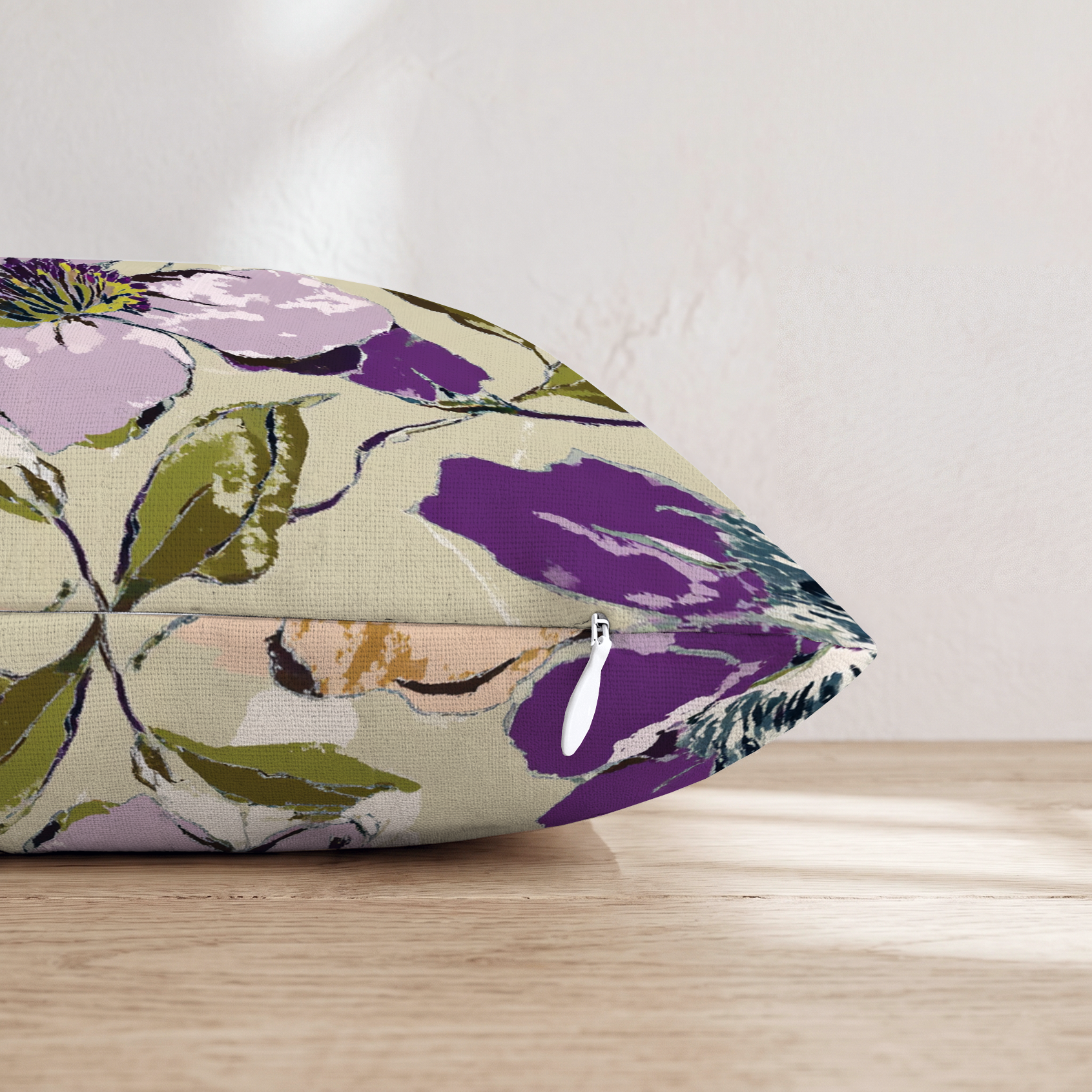 HH495597 HH495597_pillow_edge_zipper.png