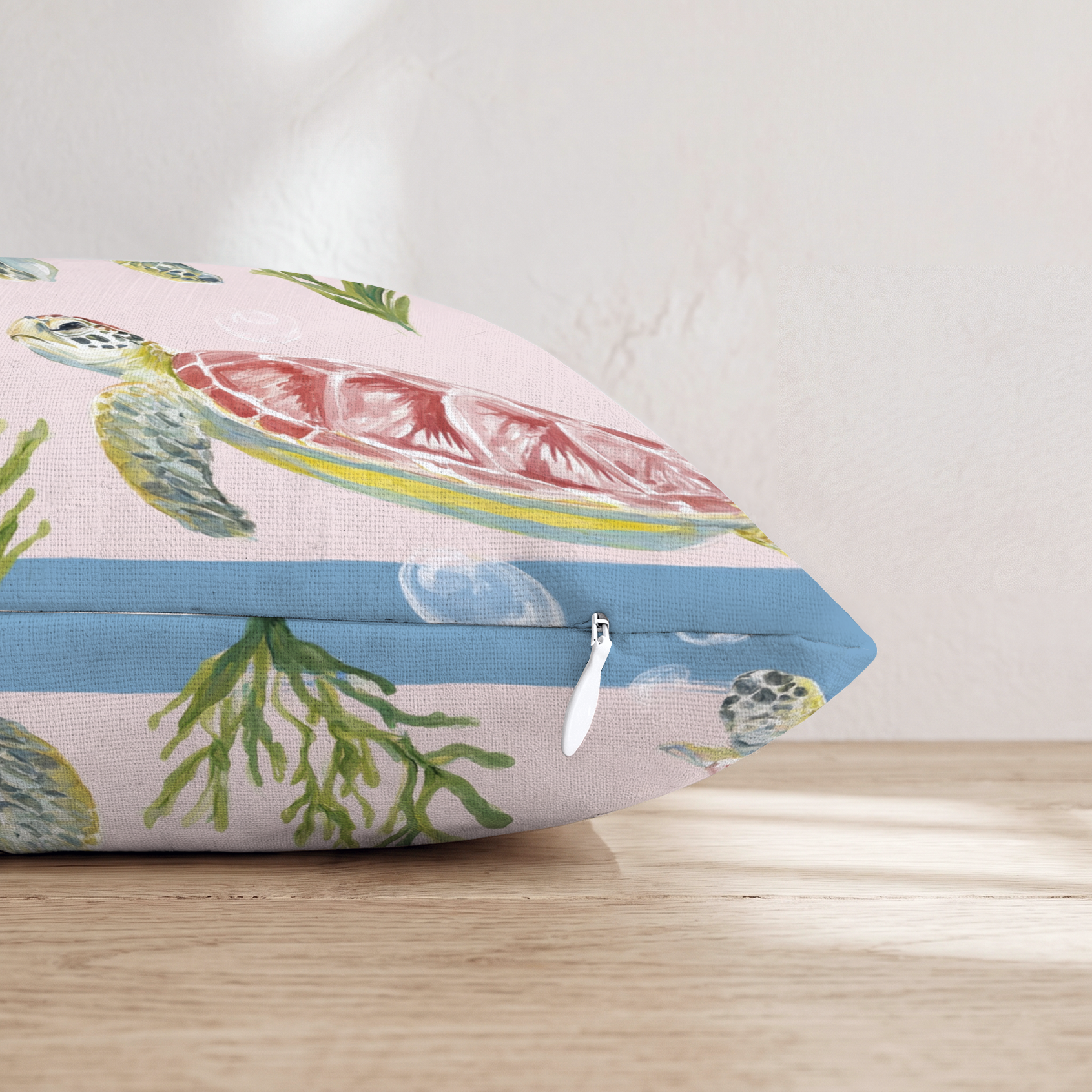 HH495830 HH495830_pillow_edge_zipper.png