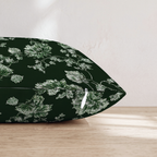 HH507323 HH507323_pillow_edge_zipper.png