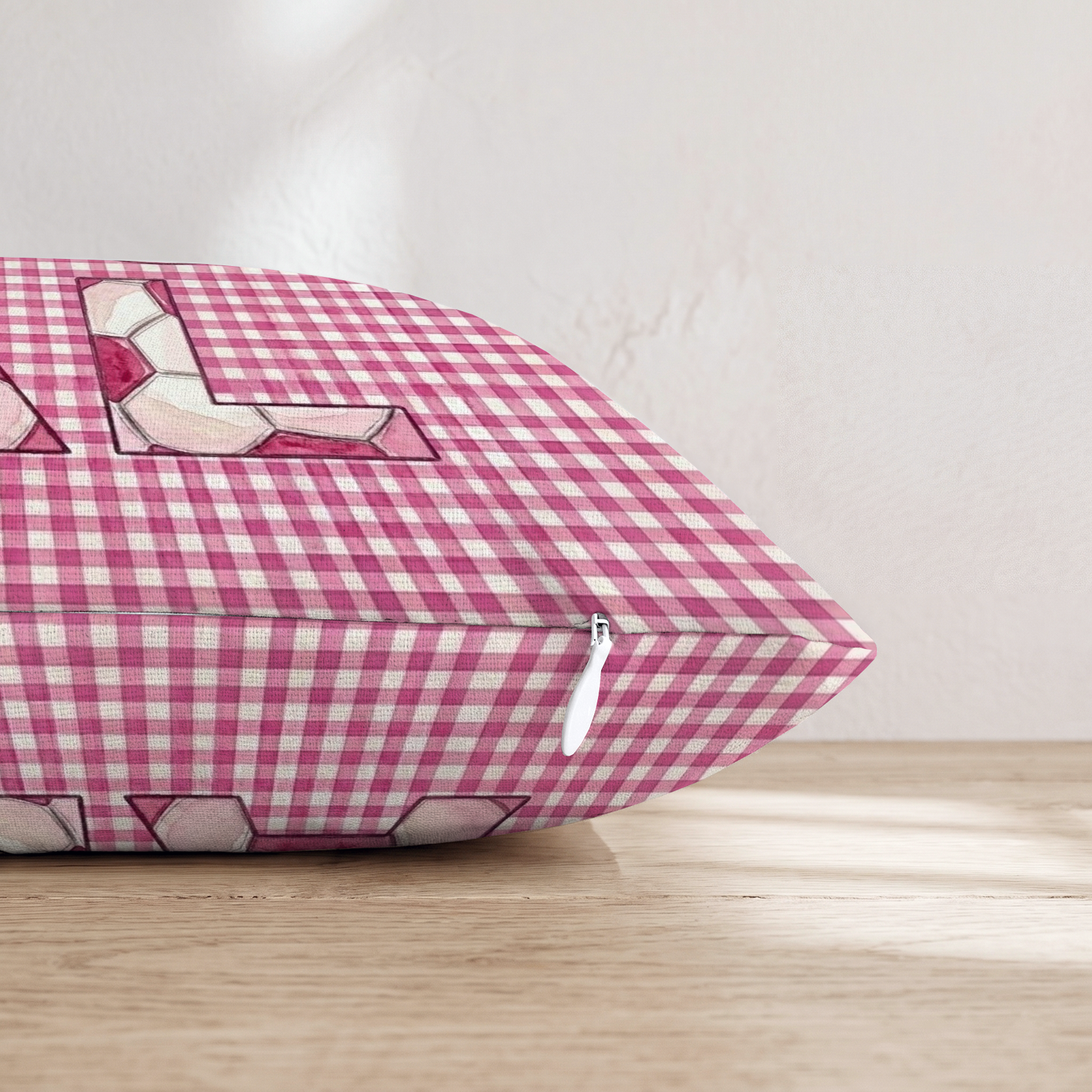 HH507653 HH507653_pillow_edge_zipper.png