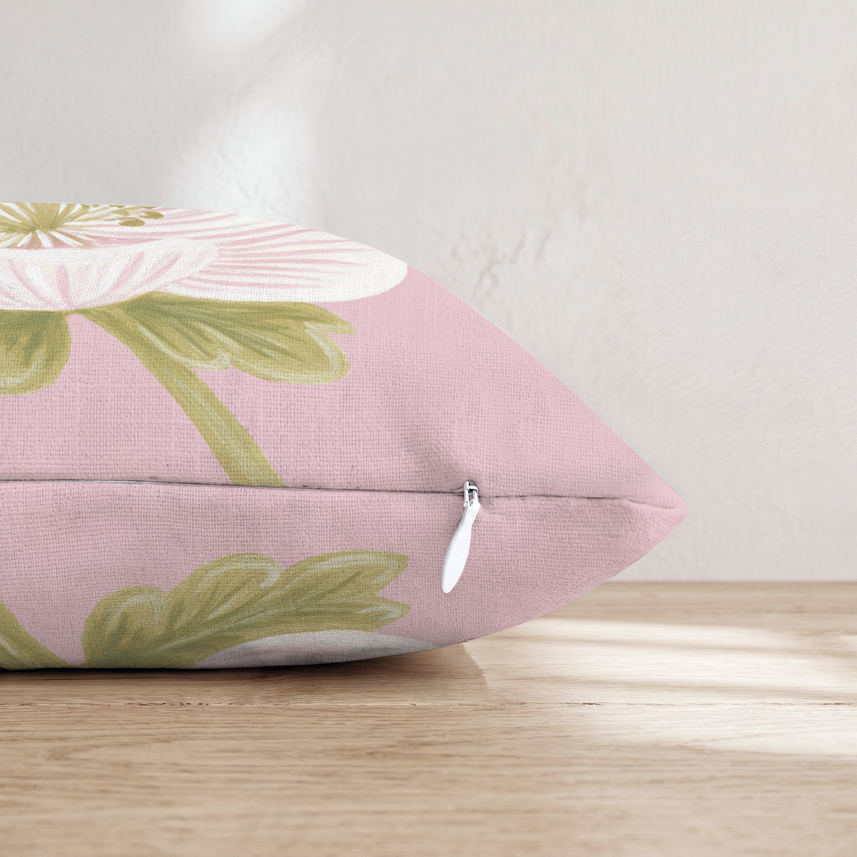 HH509826 HH509826_pillow_edge_zipper.png