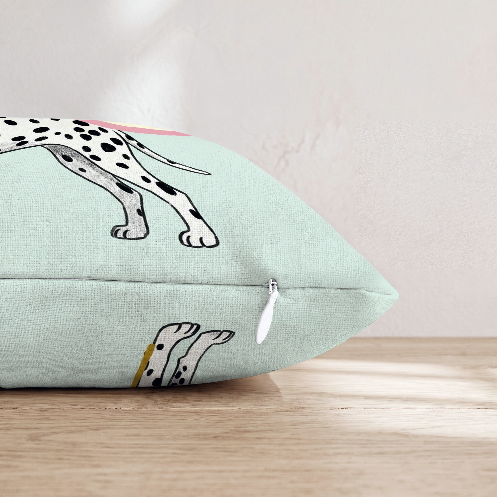 HH521315 HH521315_pillow_edge_zipper.png