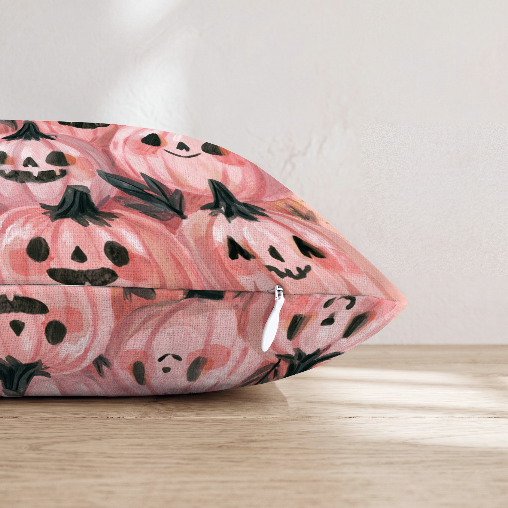 HH522024 HH522024_pillow_edge_zipper.png