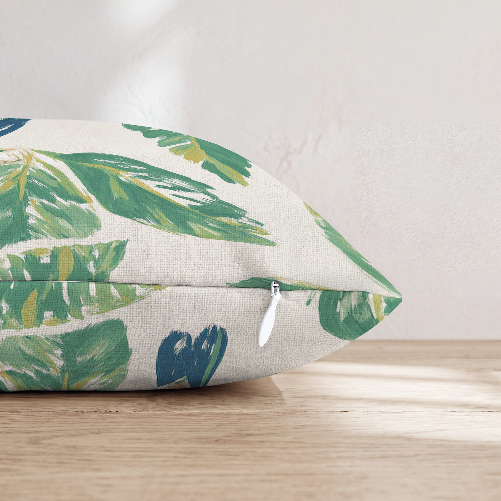 HH526825 HH526825_pillow_edge_zipper.png
