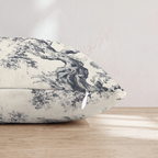 HH532781 HH532781_pillow_edge_zipper.png