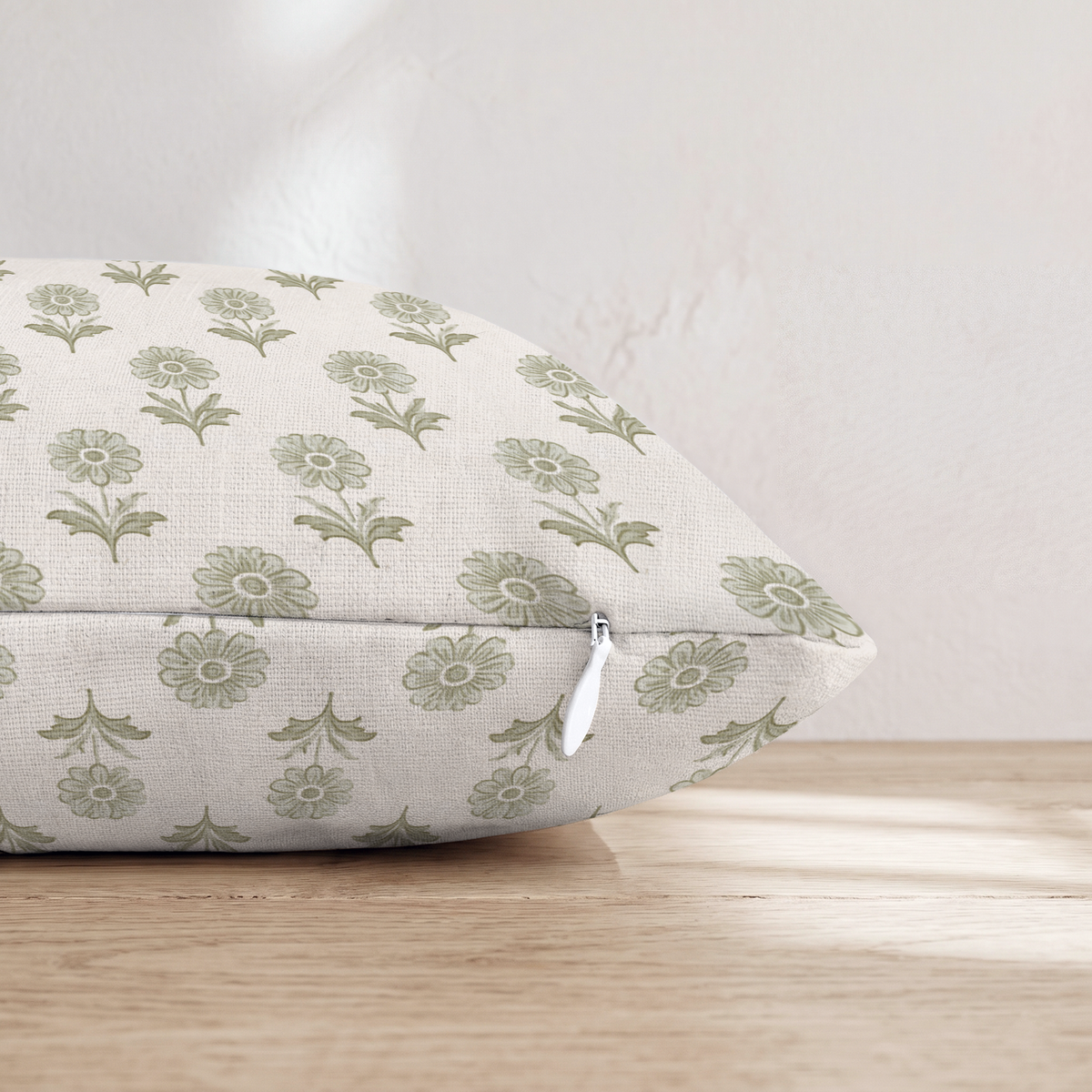 HH539136 HH539136_pillow_edge_zipper.png