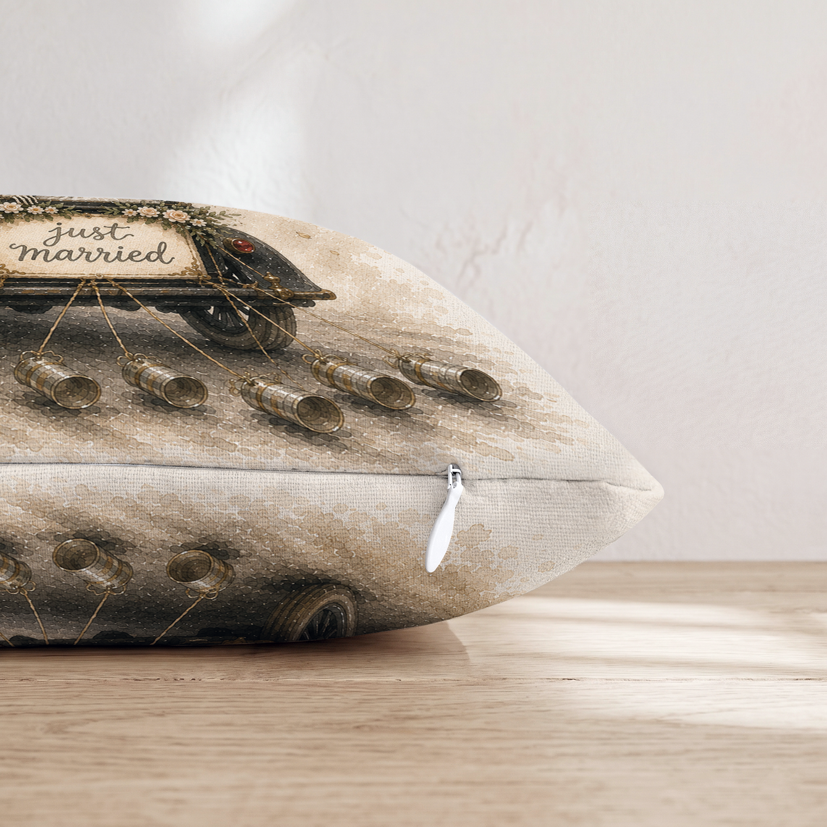 HH539232 HH539232_pillow_edge_zipper.png