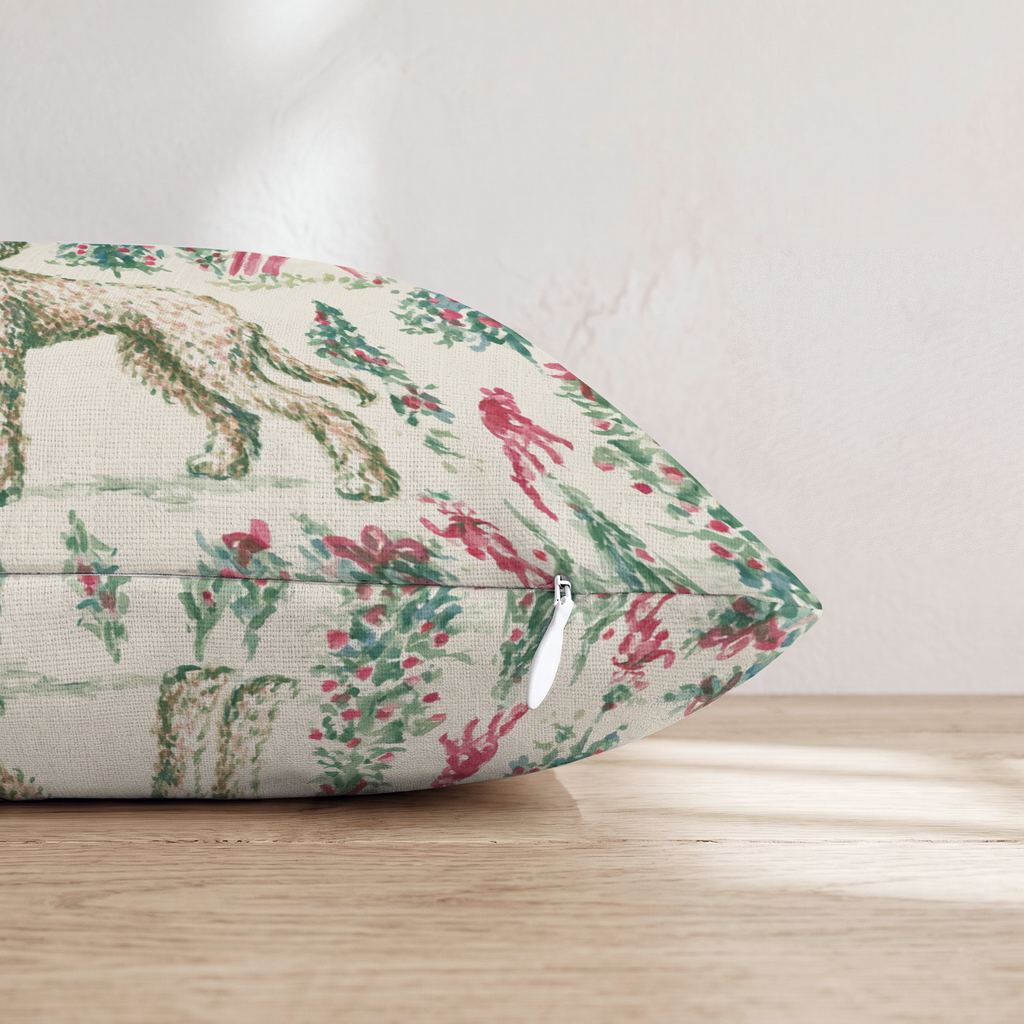 HH543659 HH543659_pillow_edge_zipper.png