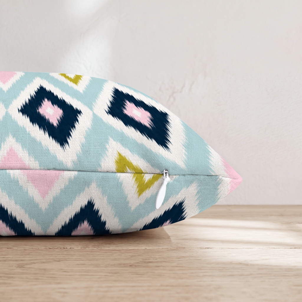 HH547646 HH547646_pillow_edge_zipper.png