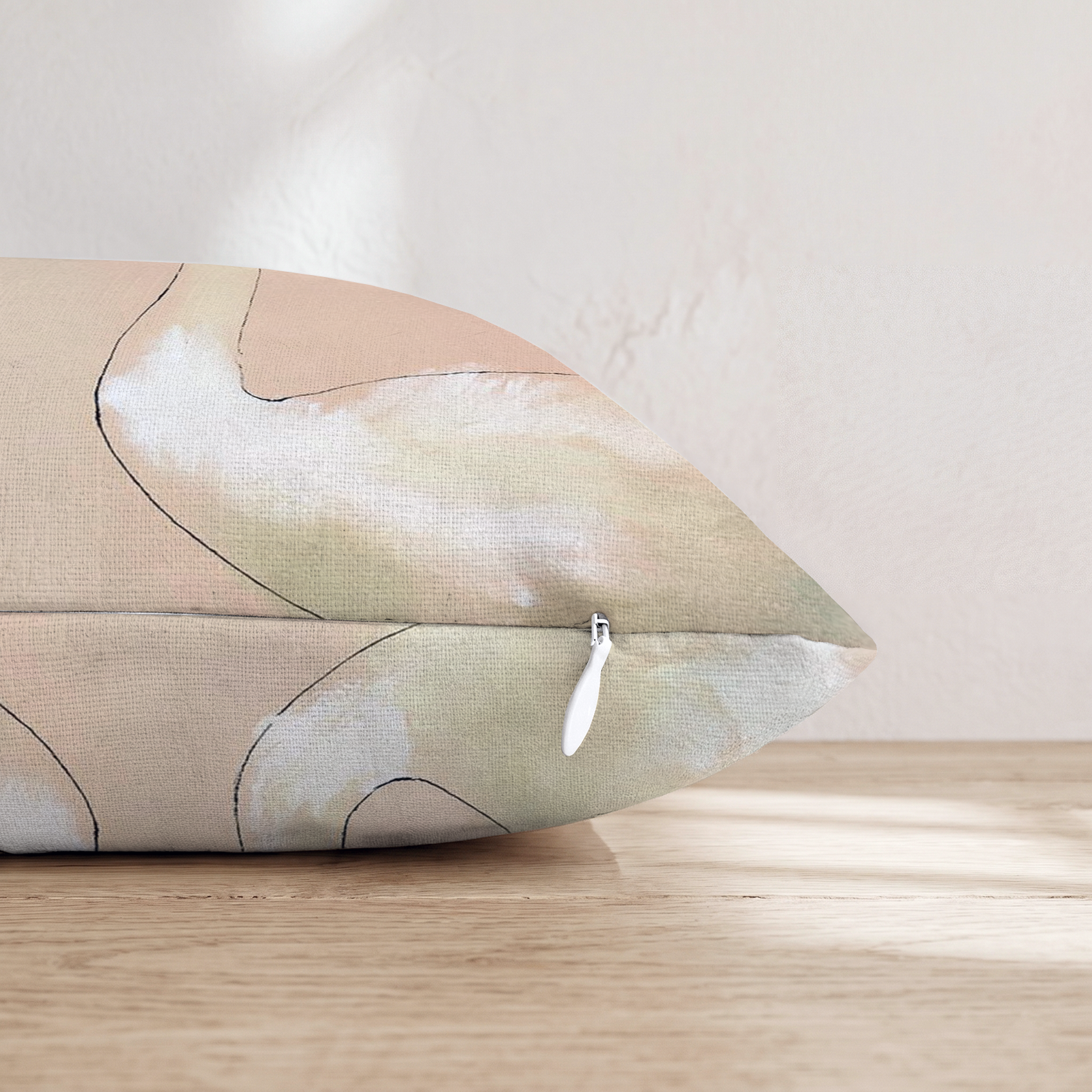 HH548737 HH548737_pillow_edge_zipper.png