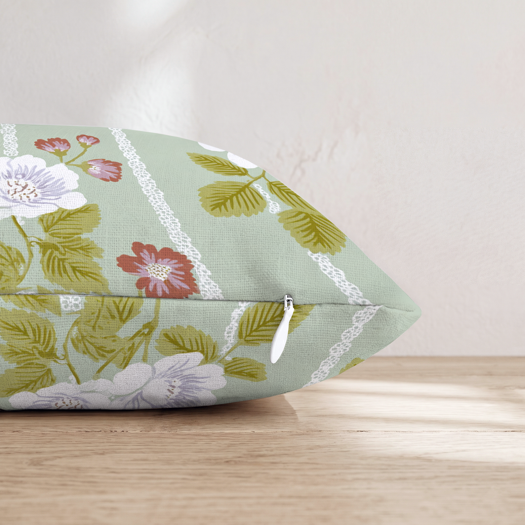 HH552571 HH552571_pillow_edge_zipper.png