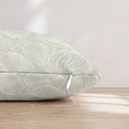 HH552738 HH552738_pillow_edge_zipper.png