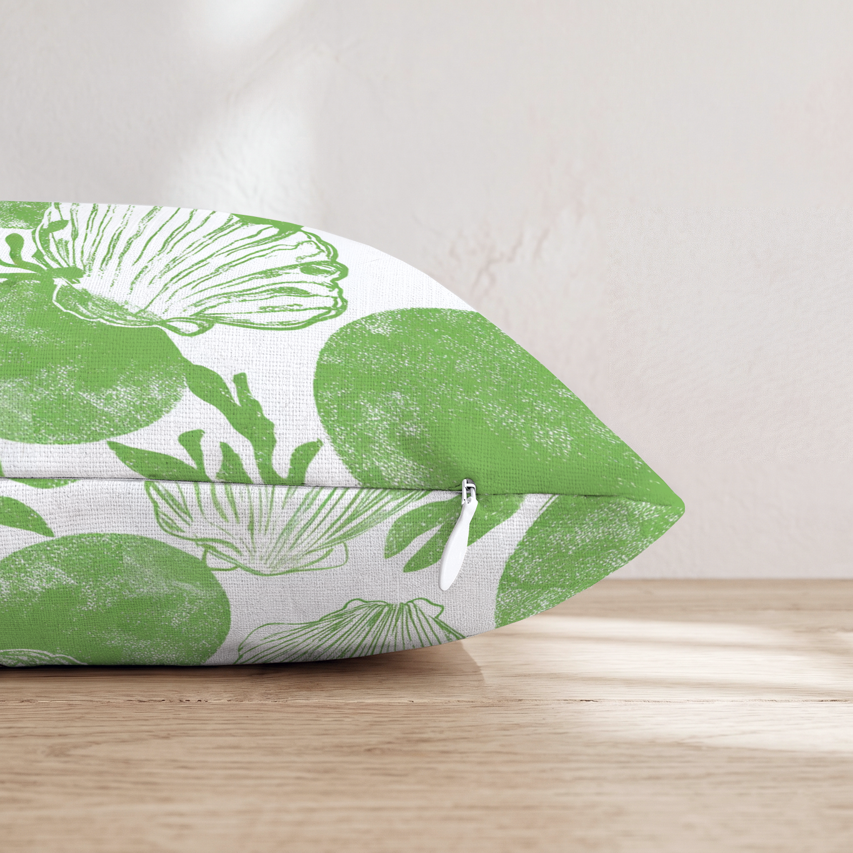 HH553284 HH553284_pillow_edge_zipper.png