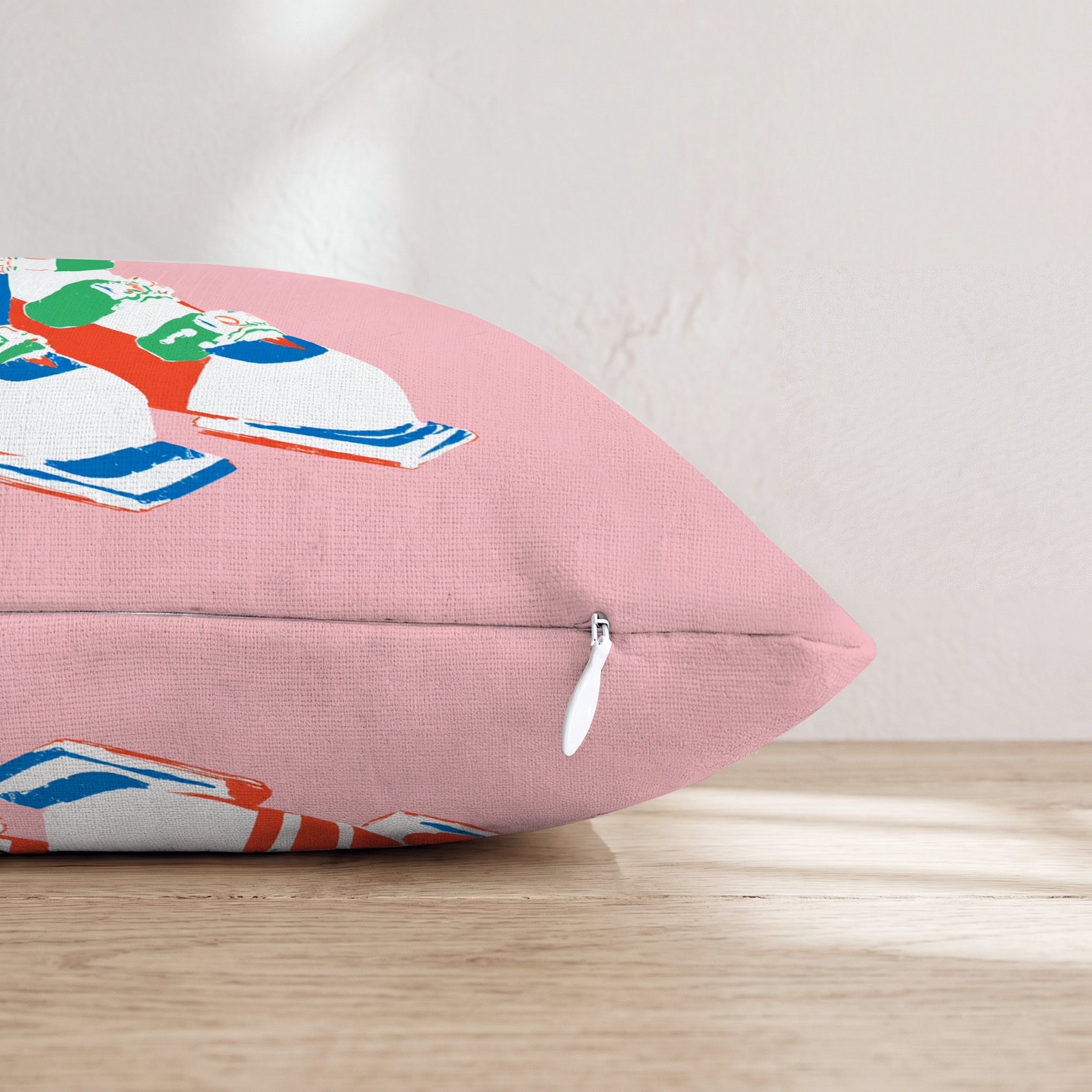 HH554740 HH554740_pillow_edge_zipper.png