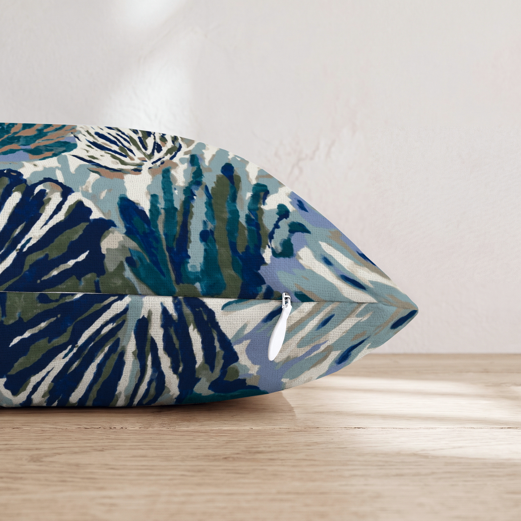 HH562213 HH562213_pillow_edge_zipper.png