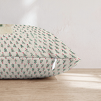 HH565294 HH565294_pillow_edge_zipper.png