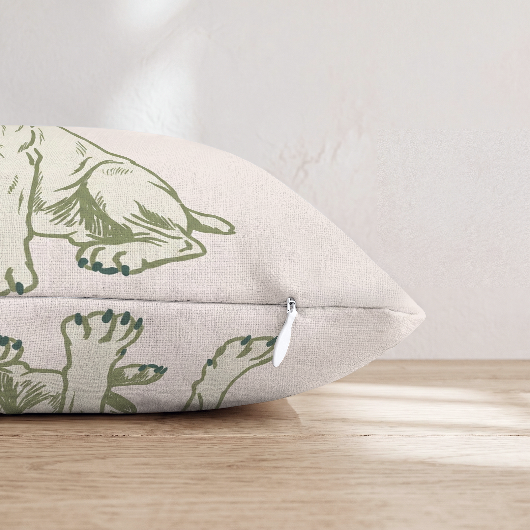 HH567293 HH567293_pillow_edge_zipper.png